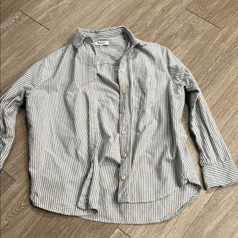 Madeqell Blue and White Casual Button Down Shirt